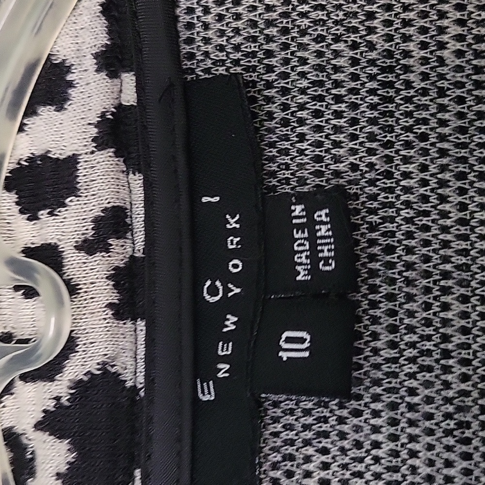 Jacket - Picture 2 of 4